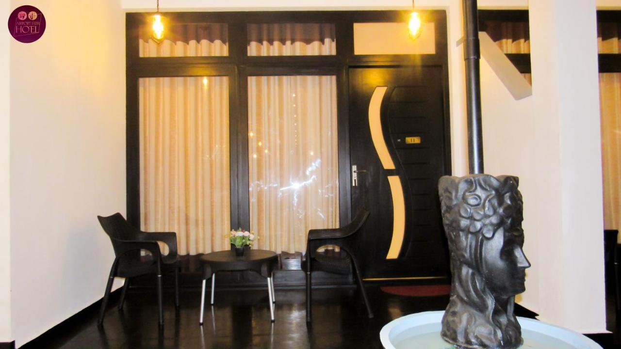 Airport Faith Hotel Katunayaka Екстериор снимка