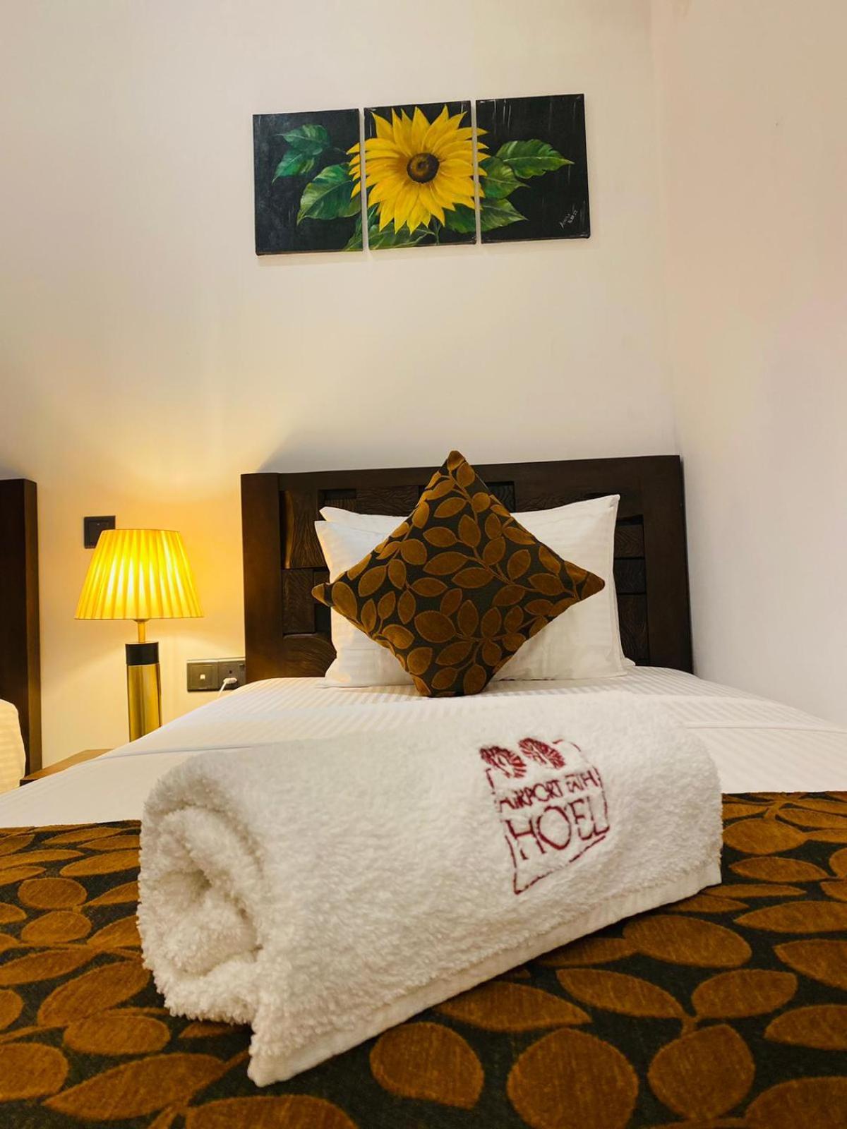 Airport Faith Hotel Katunayaka Екстериор снимка