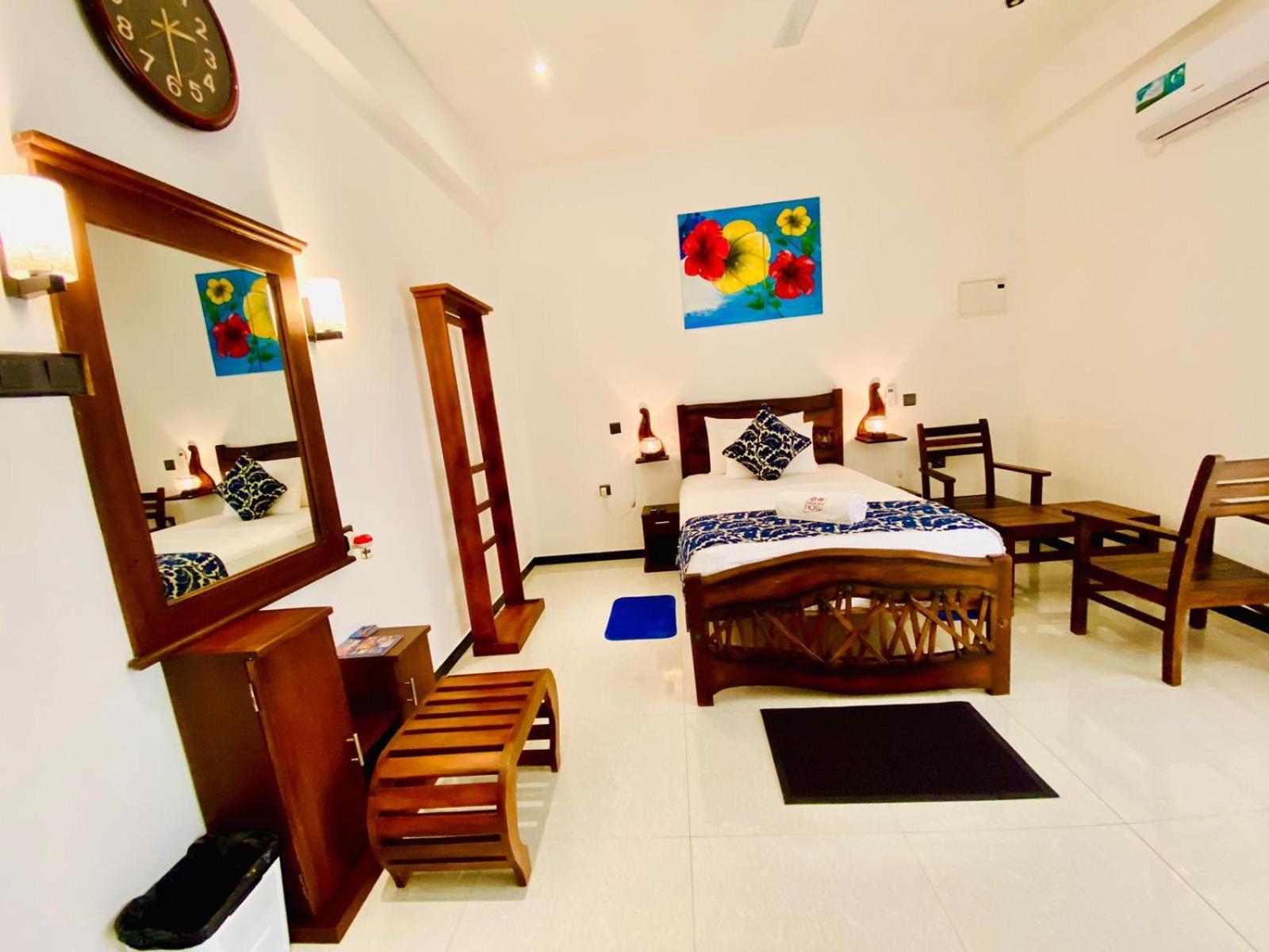Airport Faith Hotel Katunayaka Екстериор снимка